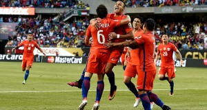 Selección Chilena celebrando 2